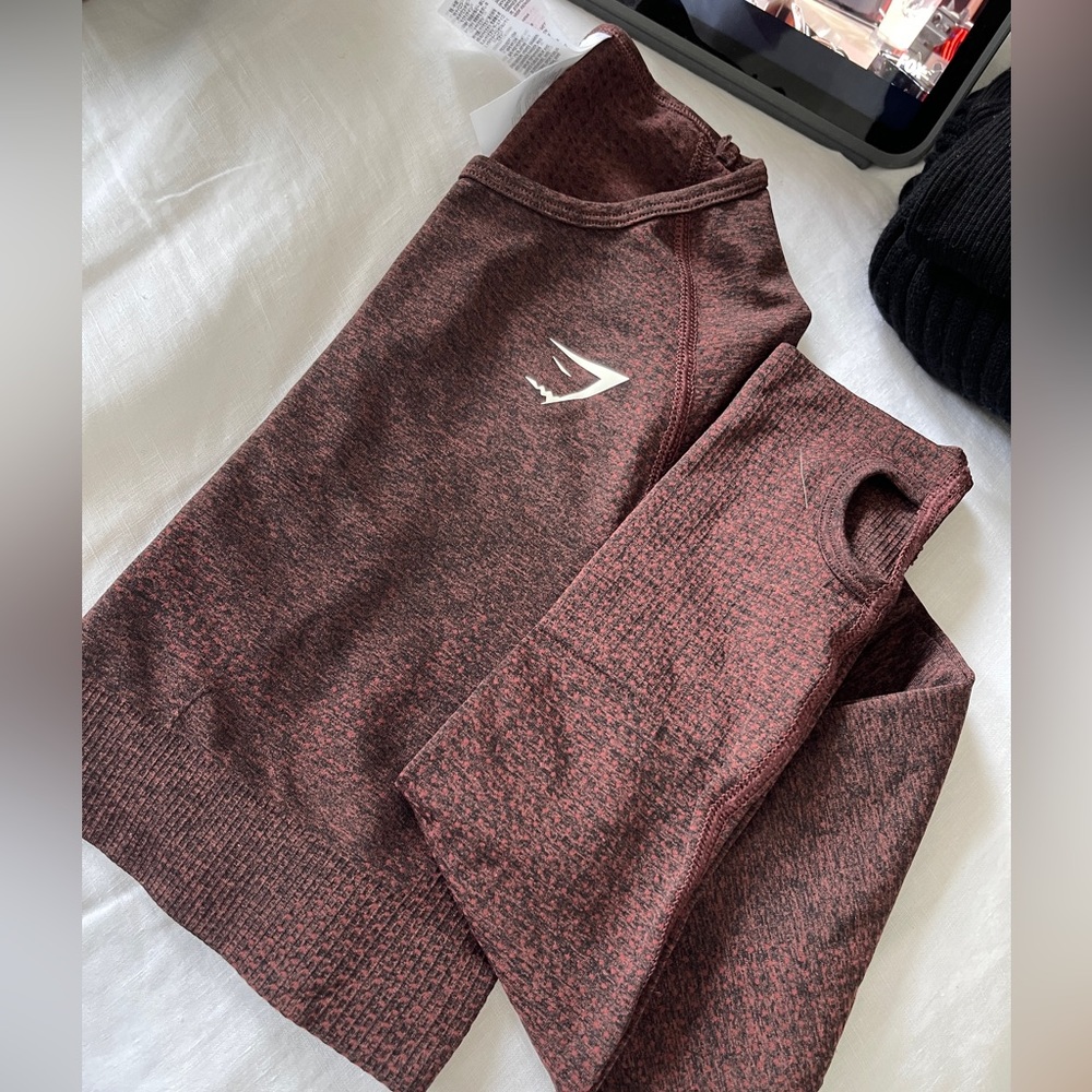 GYMSHARK VITAL SEAMLESS CHERRY BROWN MARL CROP TOP SIZE SMALL